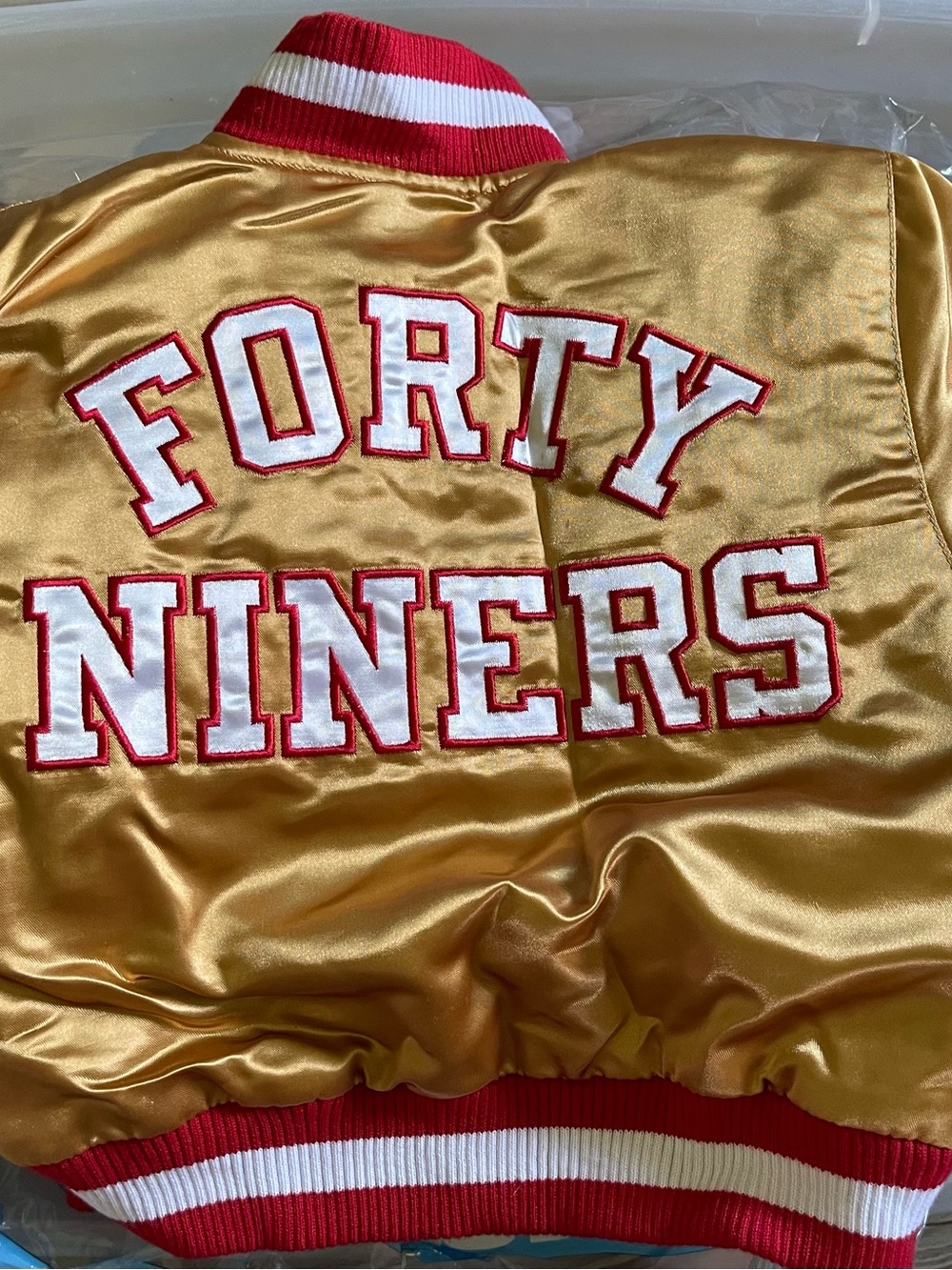 NFL Gold and Red Kids Jacket with Embroidered Shield Logo - Picture 2 of 3
